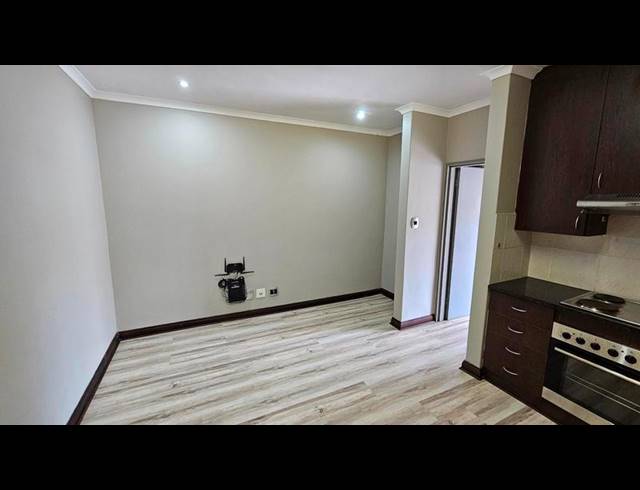 1 BEDROOM PROPERTY TO RENT IN DIE BULT